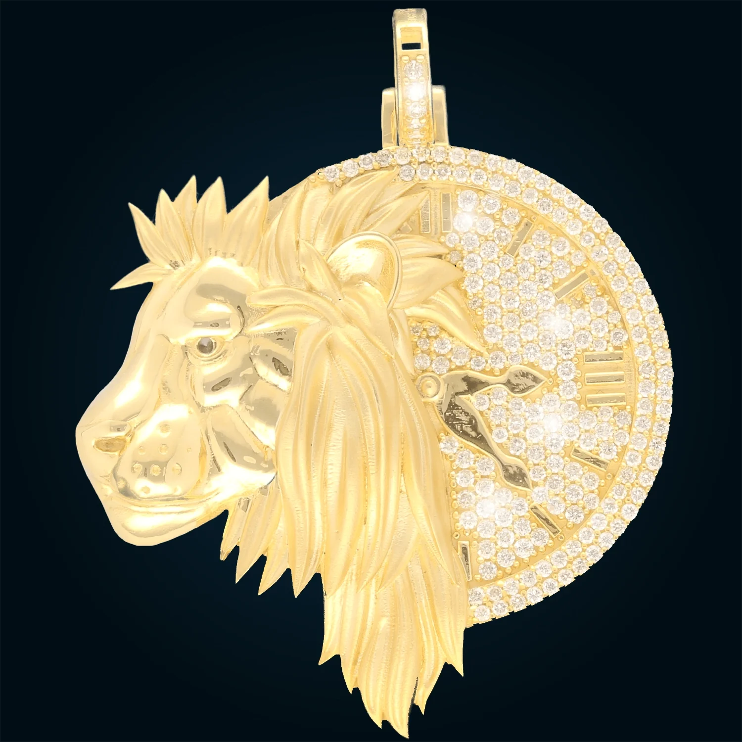 Dije León y Reloj Oro Amarillo con Diamantes