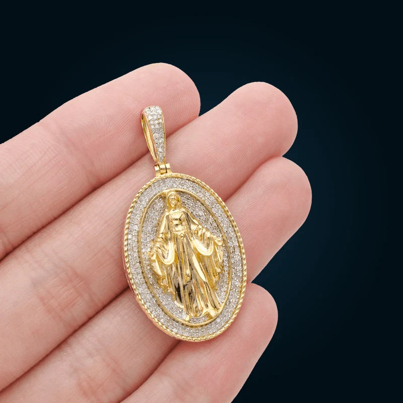 Dije Medalla Virgen de Oro Amarillo con Diamantes