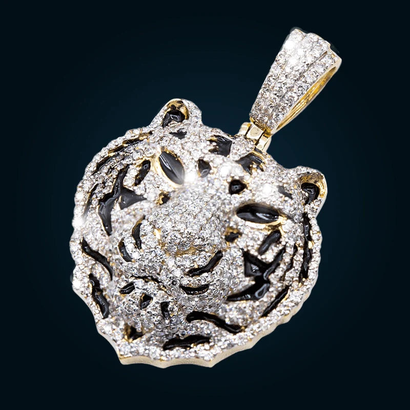 Yellow Gold Tiger Head Pendant with Diamonds