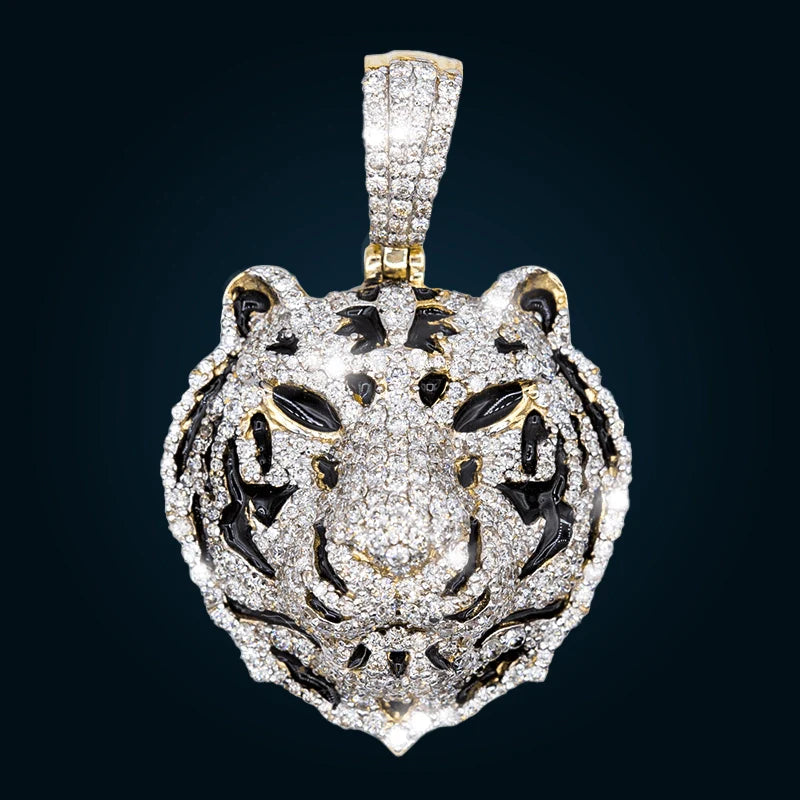 Yellow Gold Tiger Head Pendant with Diamonds