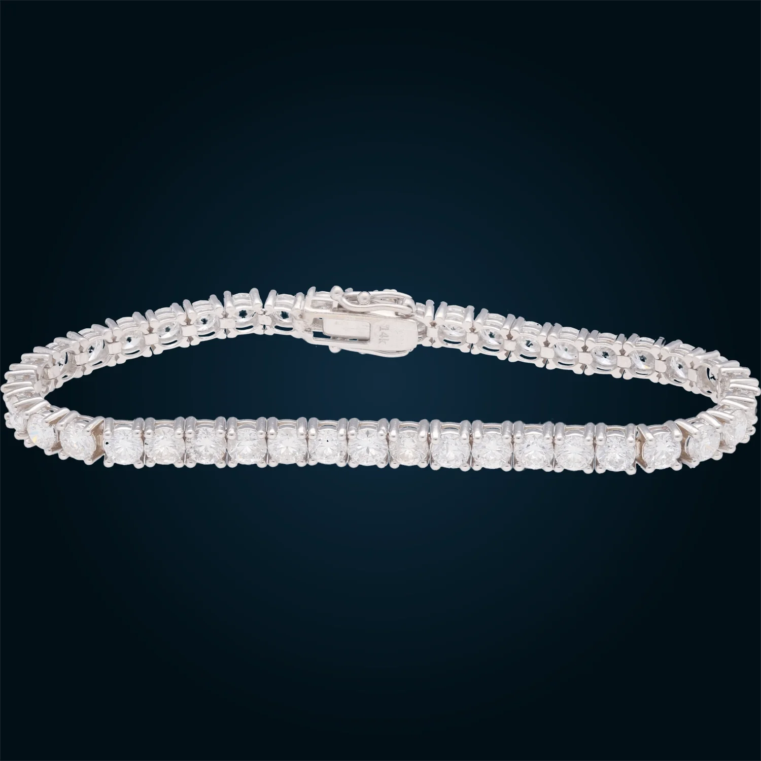 White Gold Tennis Bracelet 30 PT with Diamonds