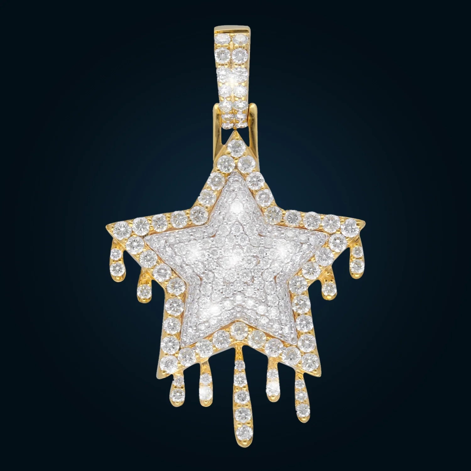 Dije Estrella de Oro Amarillo con Diamantes