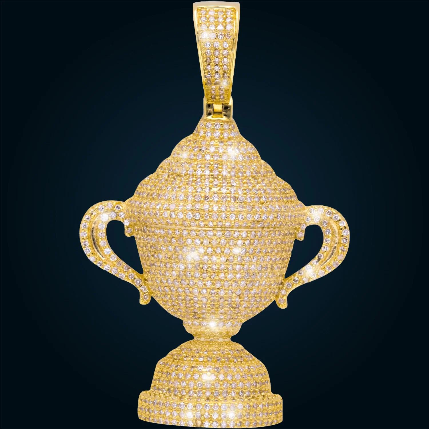 Dije Trofeo de Oro Amarillo con Diamantes