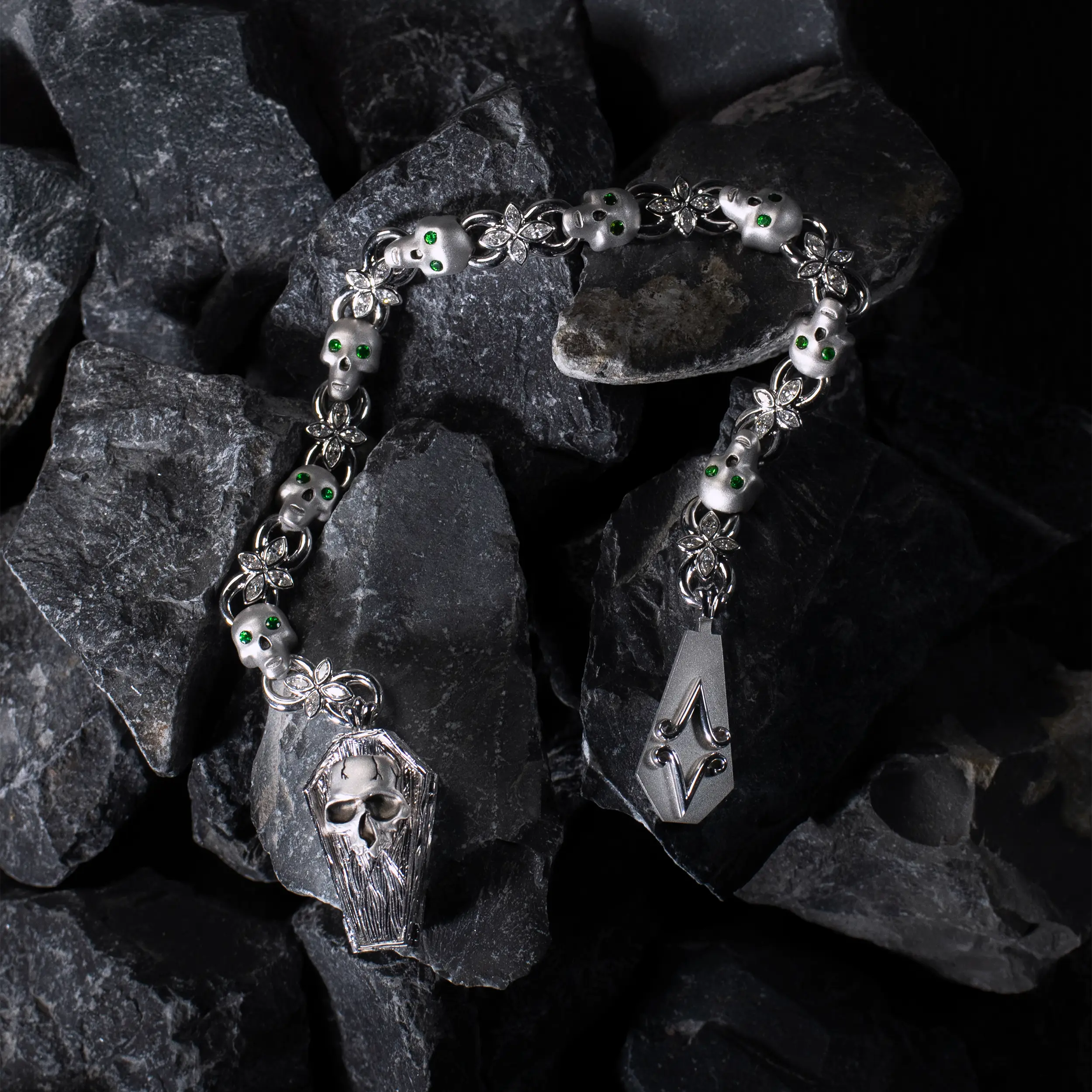 Resurrection Skull Bracelet in White Gold with Diamonds and Tsavorites 7mm