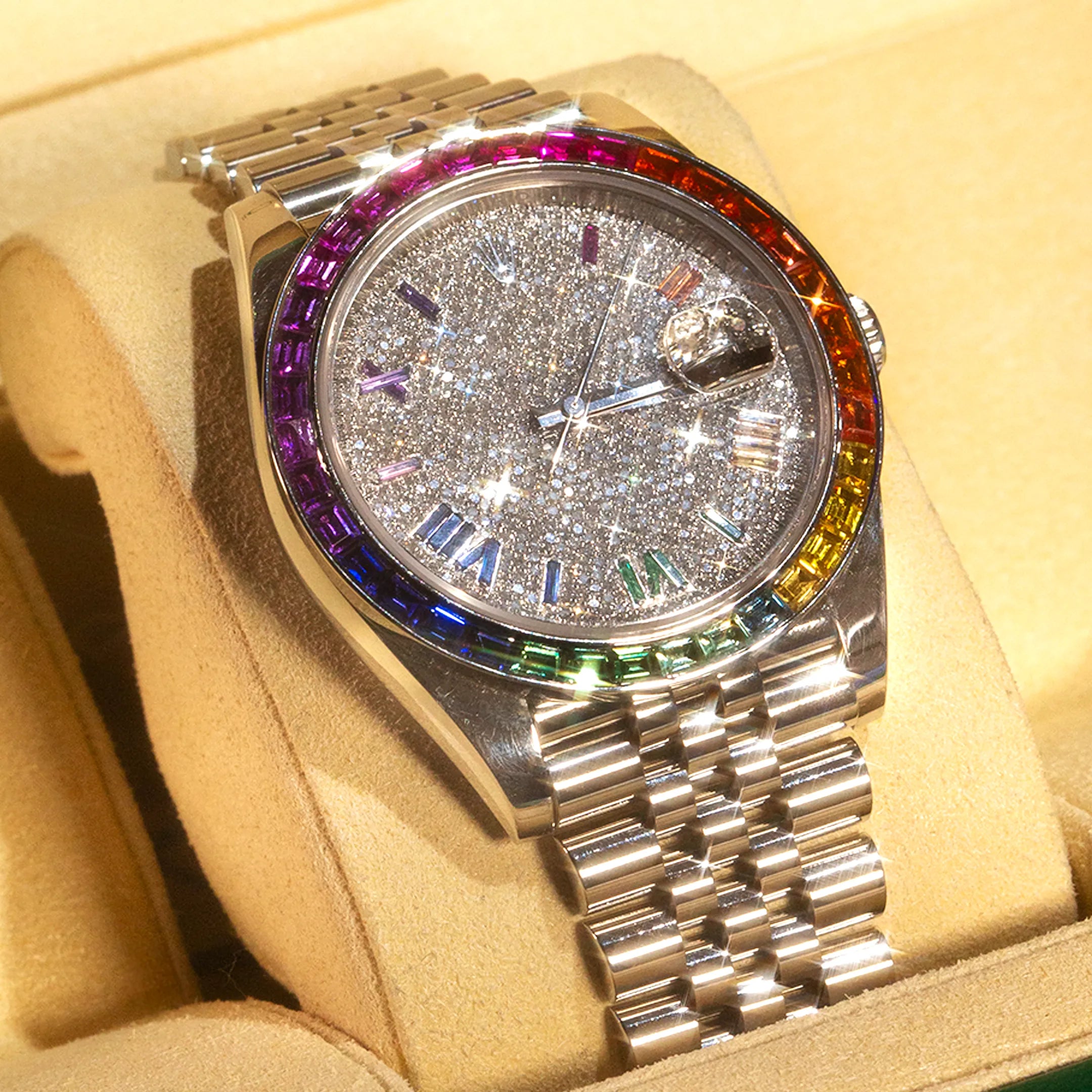 Reloj Rolex Datejust 41mm Jubilee Zafiros Arcoiris